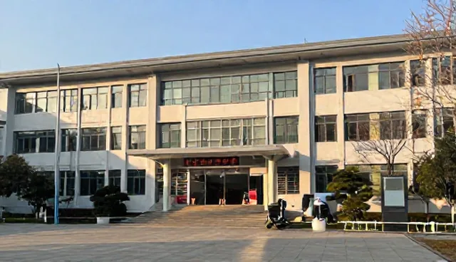 年度新媒体运营:不同规模企业如何选择运营模式